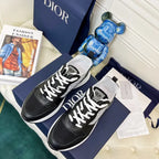 D - SNEAKERS