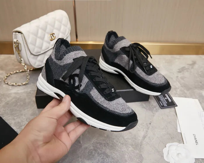 C - SNEAKERS