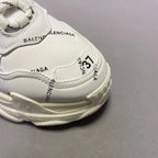 B - SNEAKERS