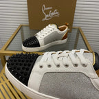 C - SNEAKERS