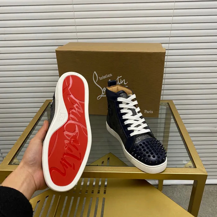 A - SNEAKERS