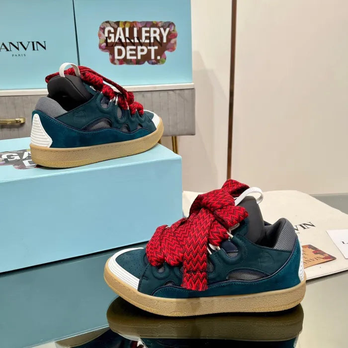 L - SNEAKERS