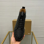 A - SNEAKERS