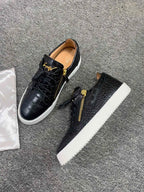 G - SNEAKERS