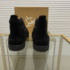 C - SNEAKERS