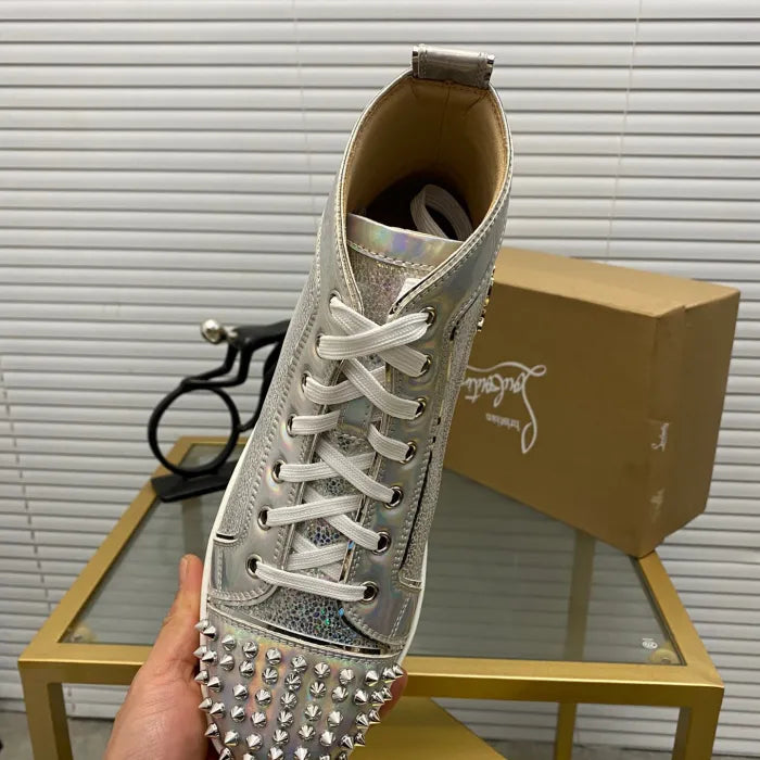 A - SNEAKERS