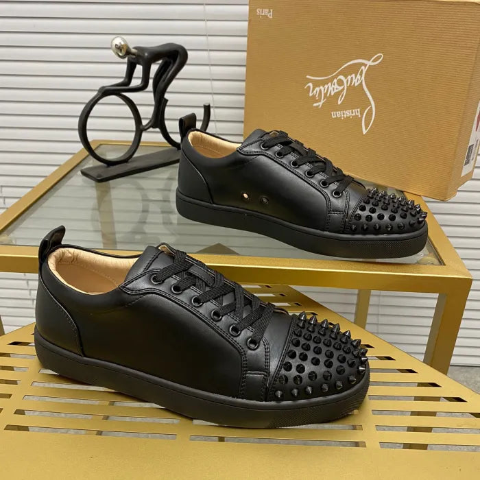 C - SNEAKERS