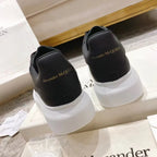 A - SNEAKERS