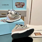 L - SNEAKERS