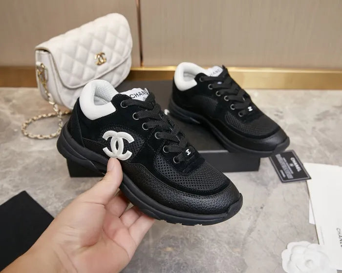 C - SNEAKERS
