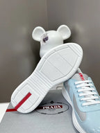 P - SNEAKERS