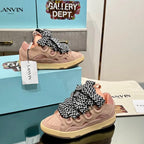 L - SNEAKERS