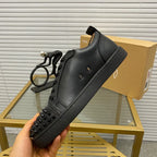 C - SNEAKERS