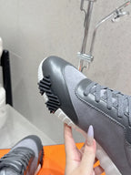 H - SNEAKERS