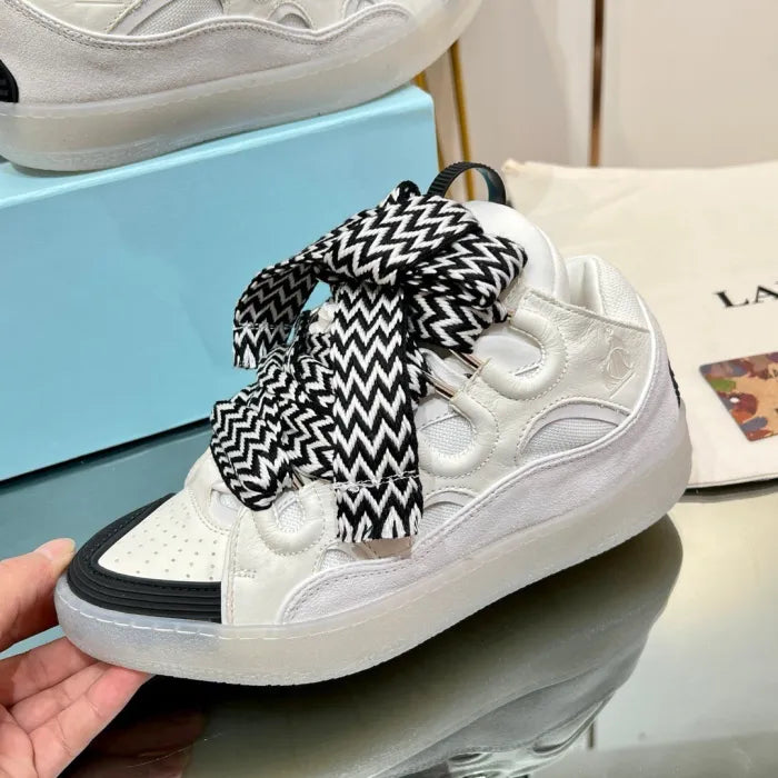 L - SNEAKERS