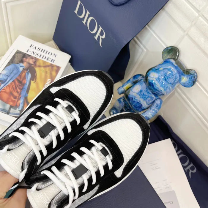 D - SNEAKERS