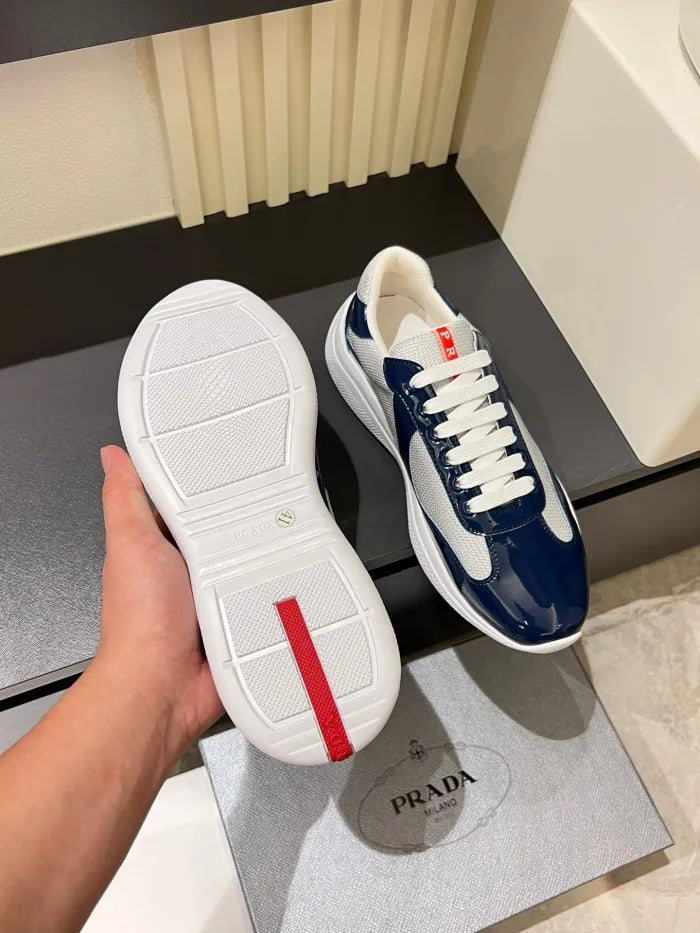P - SNEAKERS